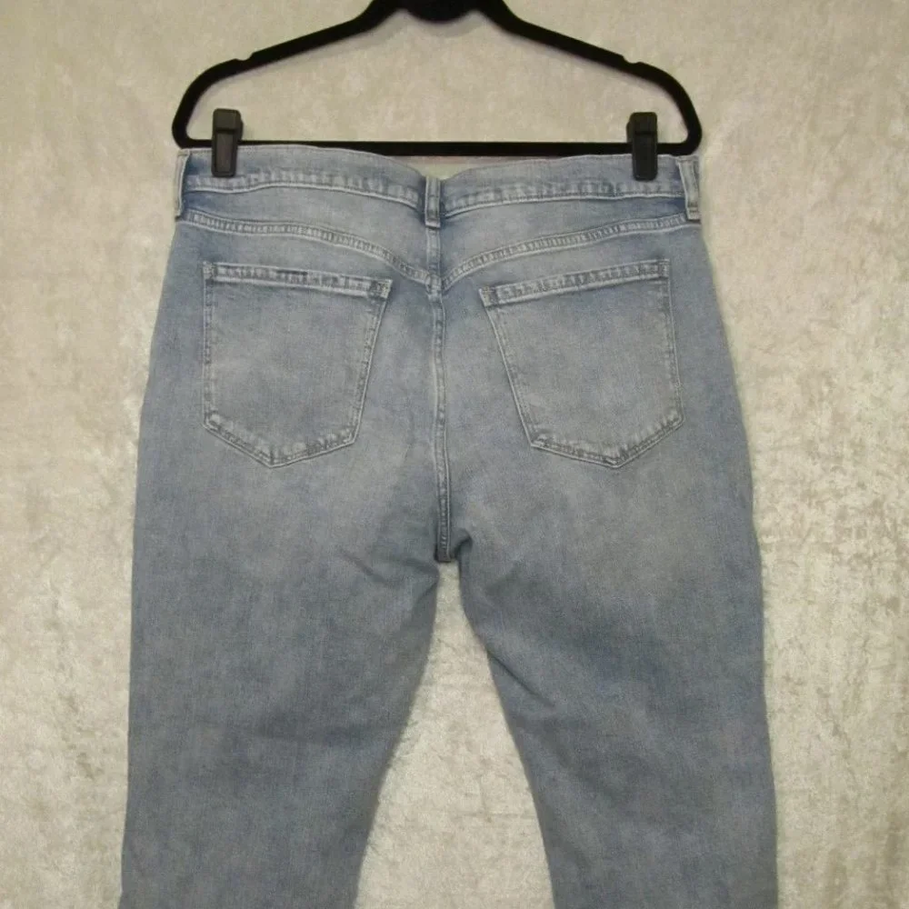 Old Navy Mid-Rise Boyfriend Jeans